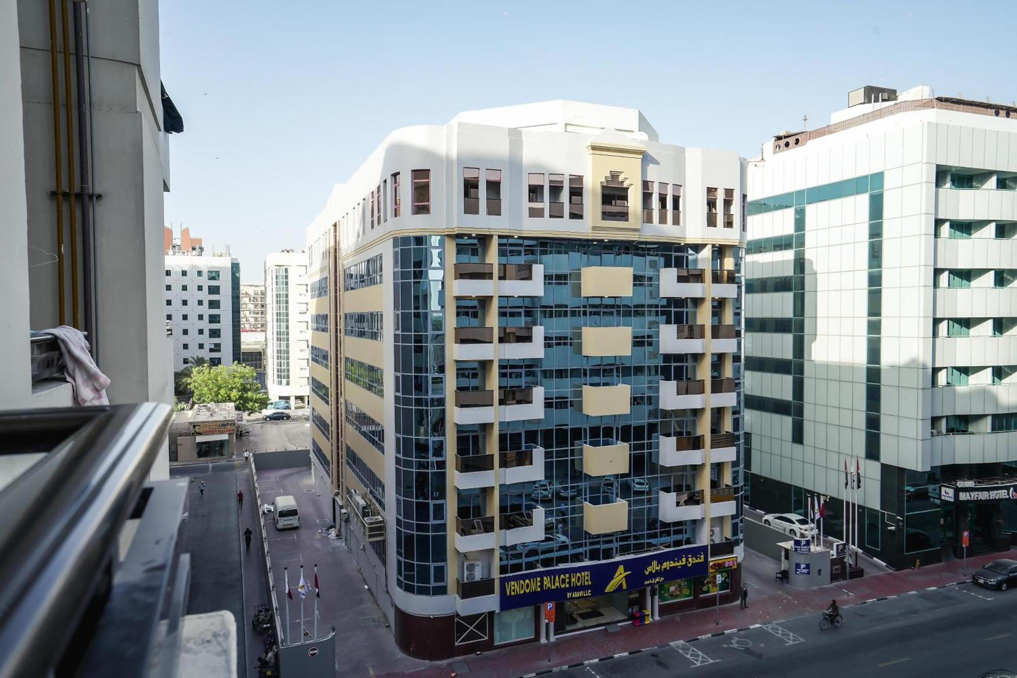 דובאי Vendome Plaza Hotel מראה חיצוני תמונה