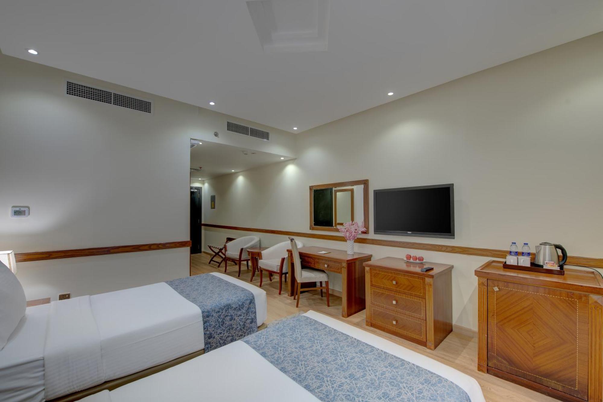 דובאי Vendome Plaza Hotel מראה חיצוני תמונה